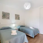 Townhouse شقة