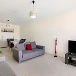 Townhouse Апартаменты *