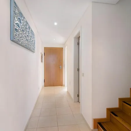 Apartment Townhouse *